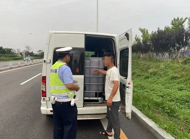 7月份全市范圍內(nèi)面包車集中整治！